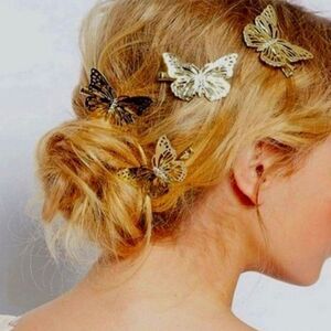 GOLD BUTTERFLY HAIR CLIPS 